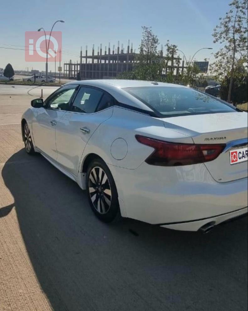 نیسان مەگزیما